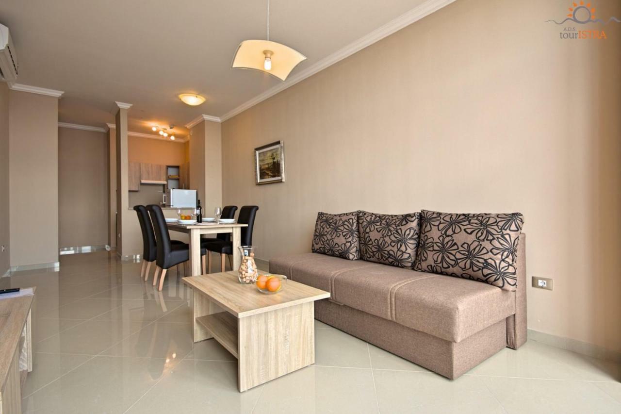 Rotonda Novigrad 3*