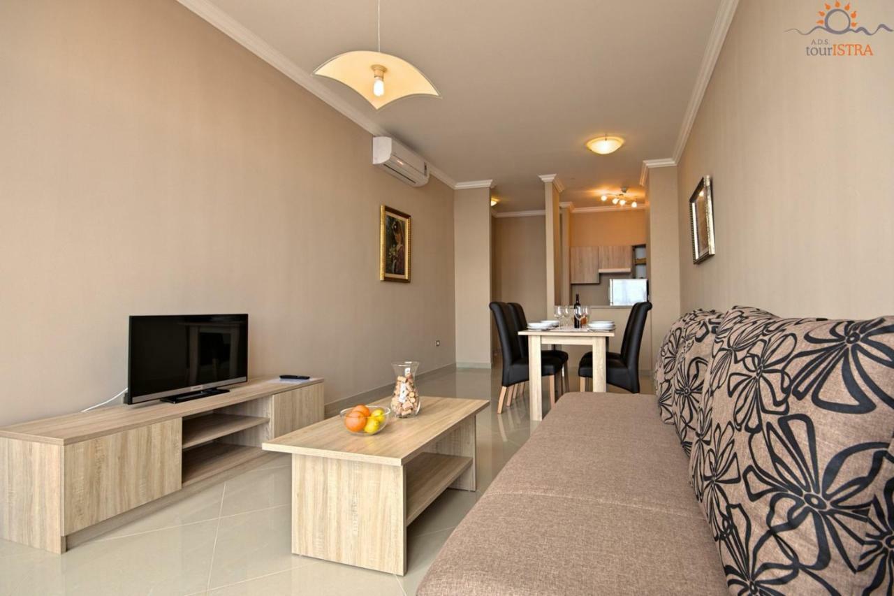 Rotonda Novigrad 3*