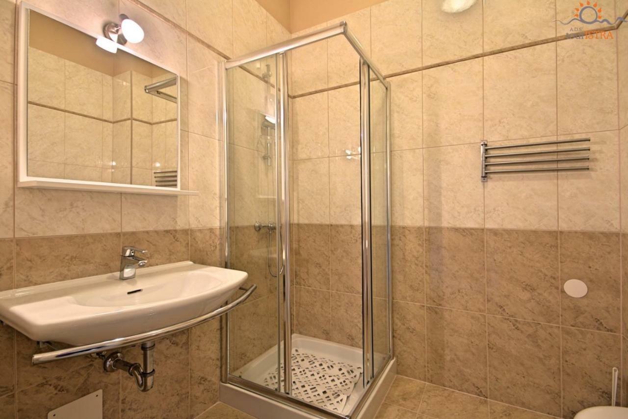 Gasthof Rotonda Novigrad 3*