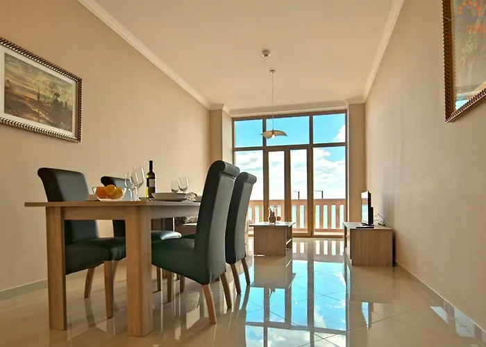 Rotonda Inn Novigrad